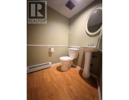 46 Spruce Avenue thumbnail 25