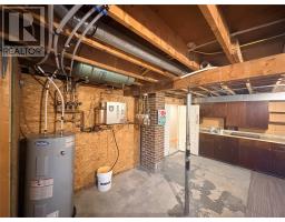 46 Spruce Avenue thumbnail 30
