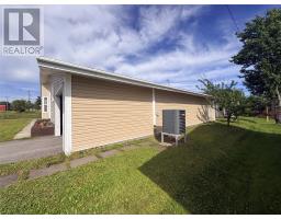 46 Spruce Avenue thumbnail 43