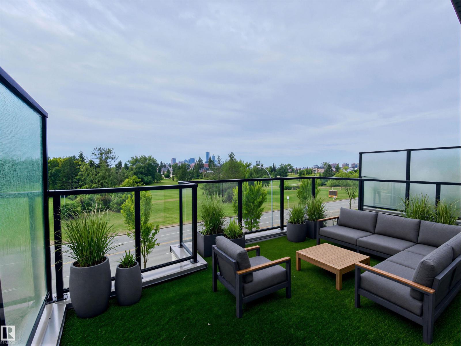 9637 85 ST NW - Image 5