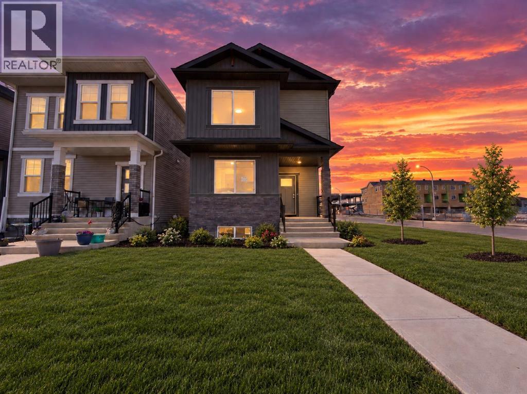 160 Belvedere Park SE - 2