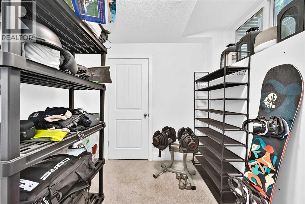 2919 17 Street SW - Image 41