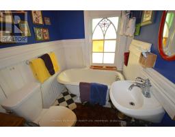 193 Oak Street, Bonnechere Valley, ON K0J1T0 Photo 11