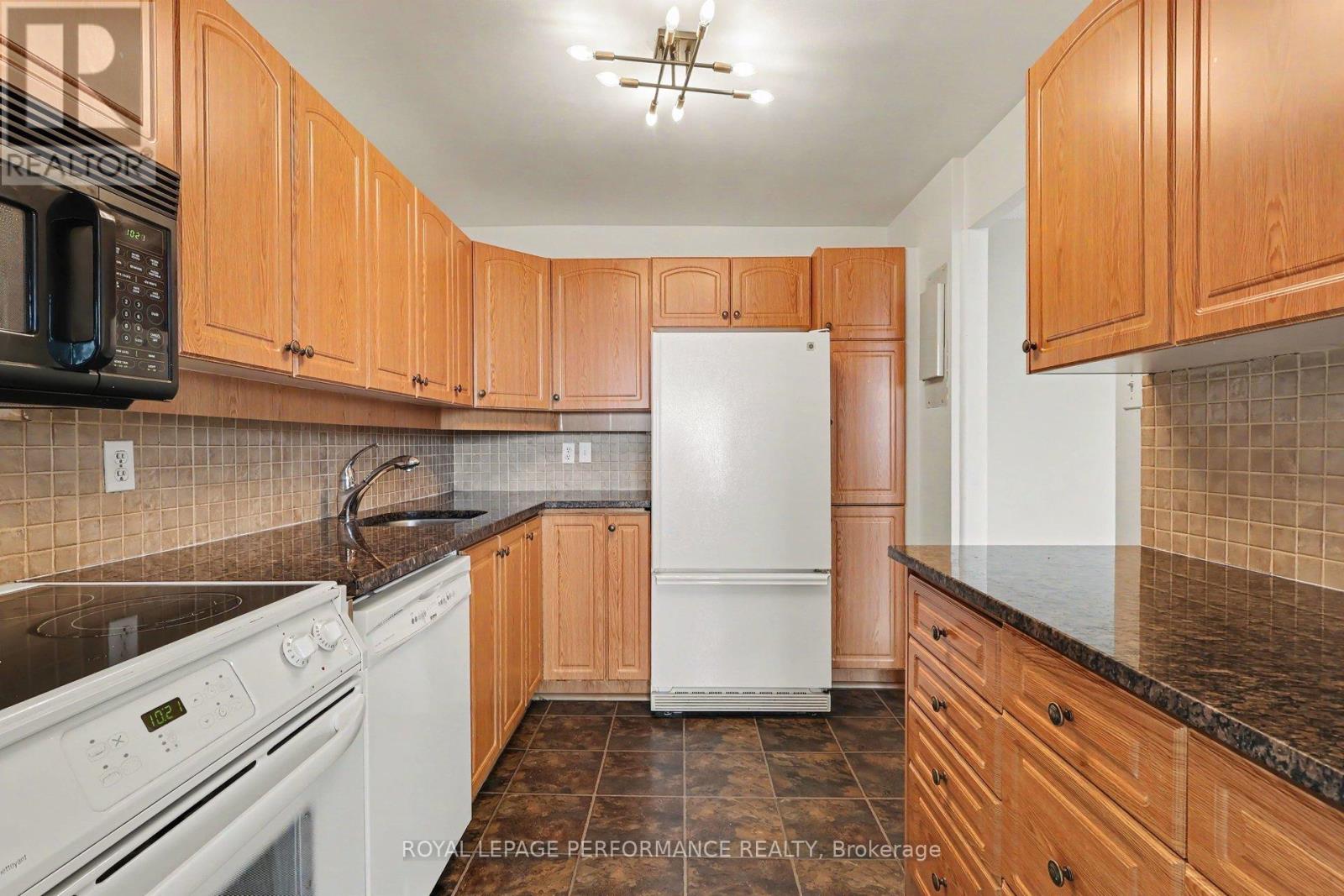1109 - 2625 Regina Street