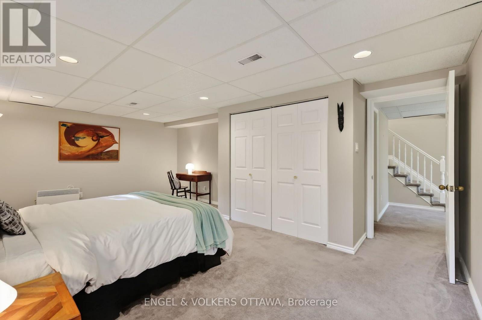 2106 LAMIRA STREET - Image 30