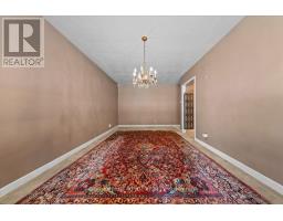 2000 Norway Crescent, Ottawa, ON K1H5N7 Photo 13