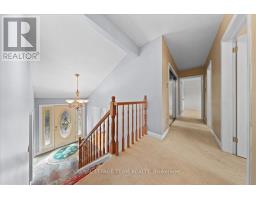 2000 Norway Crescent, Ottawa, ON K1H5N7 Photo 24