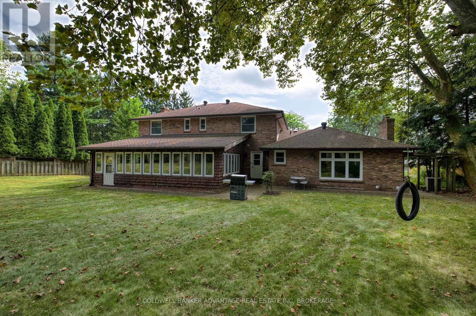 16 WILLOWDALE COURT - 39