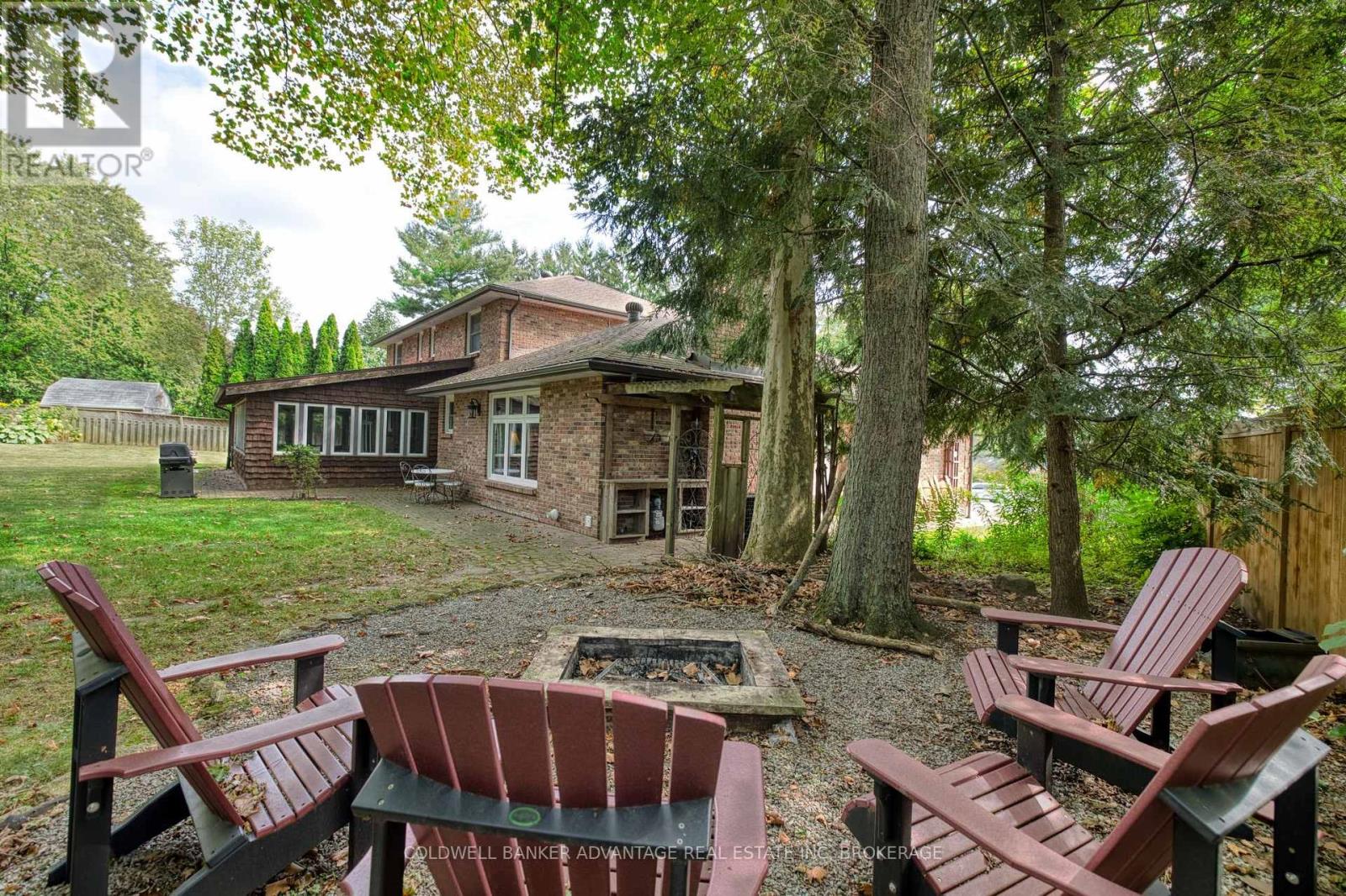 16 WILLOWDALE COURT - 43