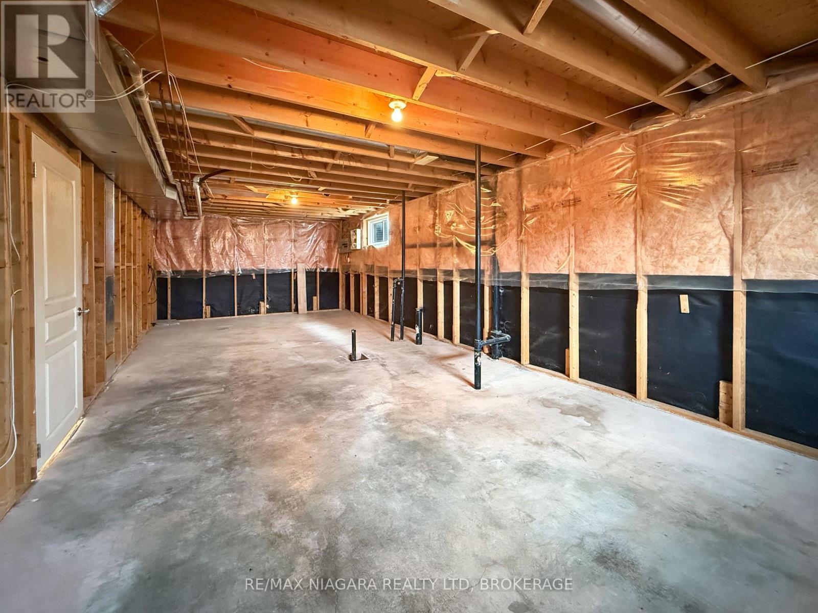 354 LOUISA STREET - 21