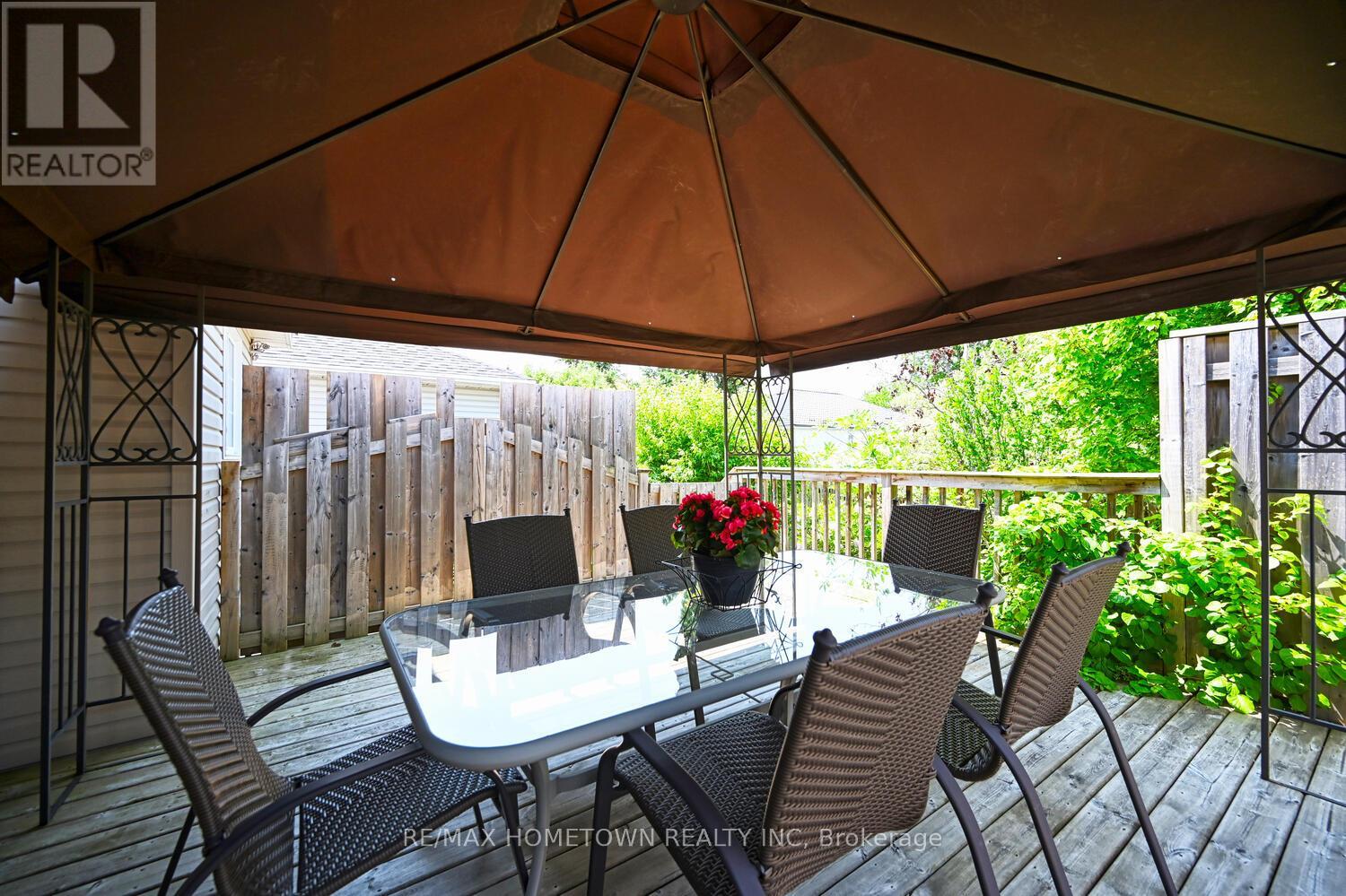 16 REGENCY PLACE - Image 36