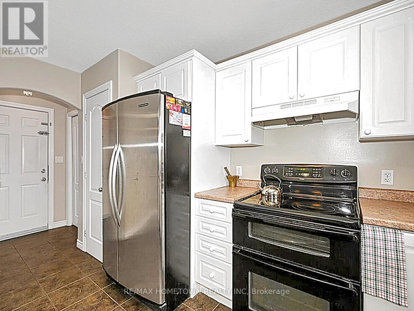 16 REGENCY PLACE - Image 8