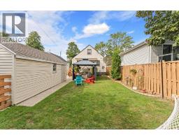 2578 George, Windsor, ON N8W4M7 Photo 38