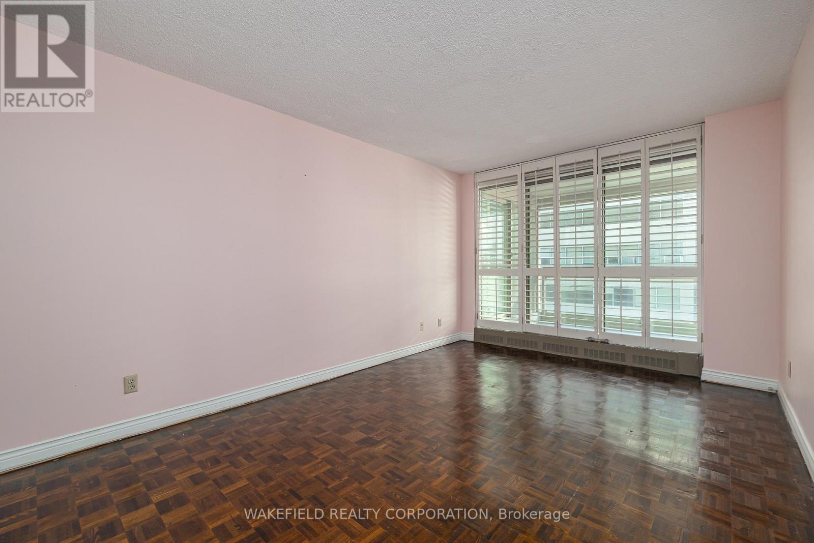 #505 61 ST CLAIR AVENUE W - 13