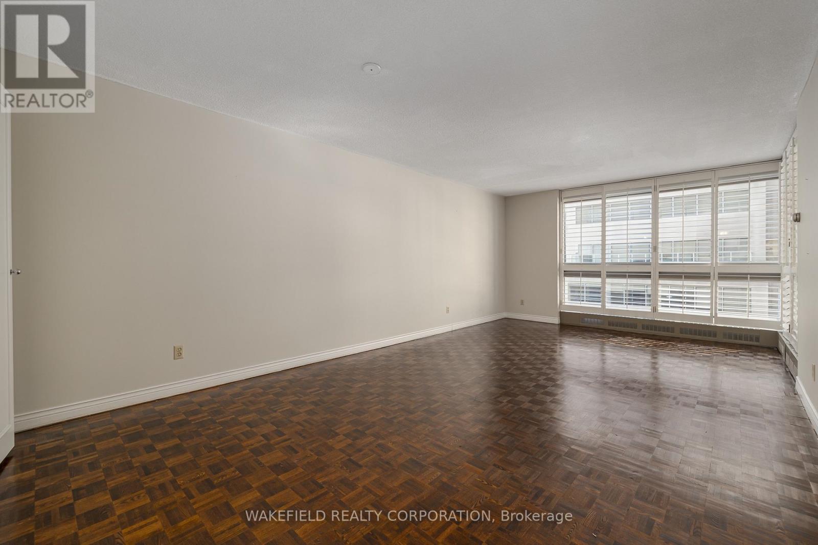 #505 61 ST CLAIR AVENUE W - 14