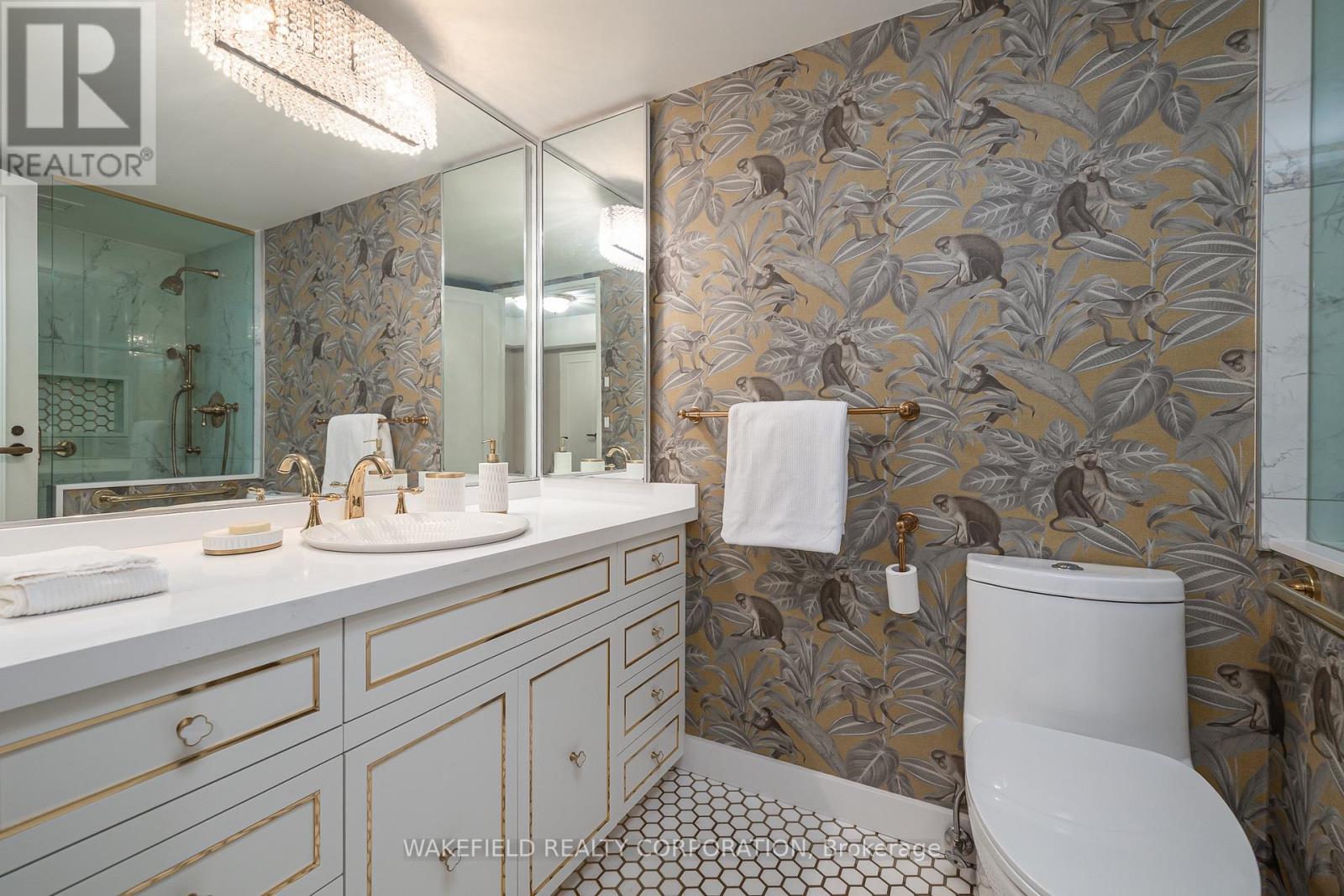 #505 61 ST CLAIR AVENUE W - 8
