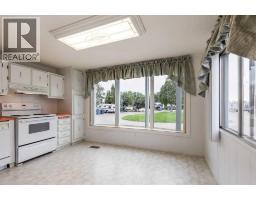 382 Belanca Crescent Sw, Medicine Hat, AB T1A7A1 Photo 9