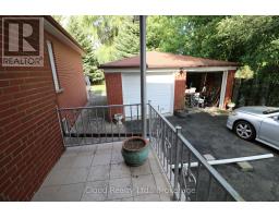 9 Benalto Road, Toronto, ON M6A2R7 Photo 43
