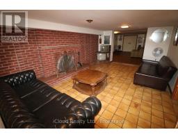 9 Benalto Road, Toronto, ON M6A2R7 Photo 33