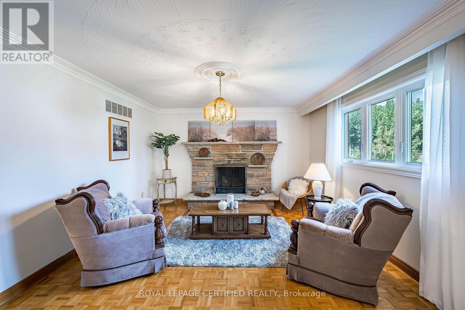 1554 GOLDMAR DRIVE - 28