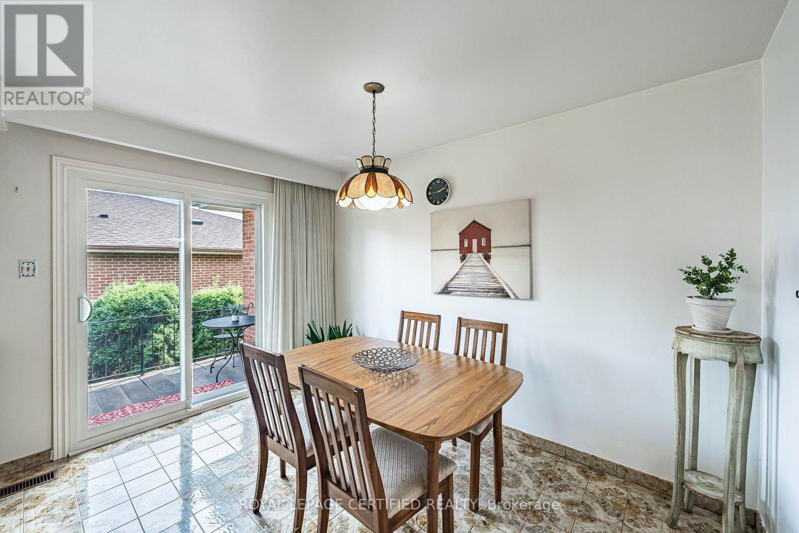 1554 GOLDMAR DRIVE - 27