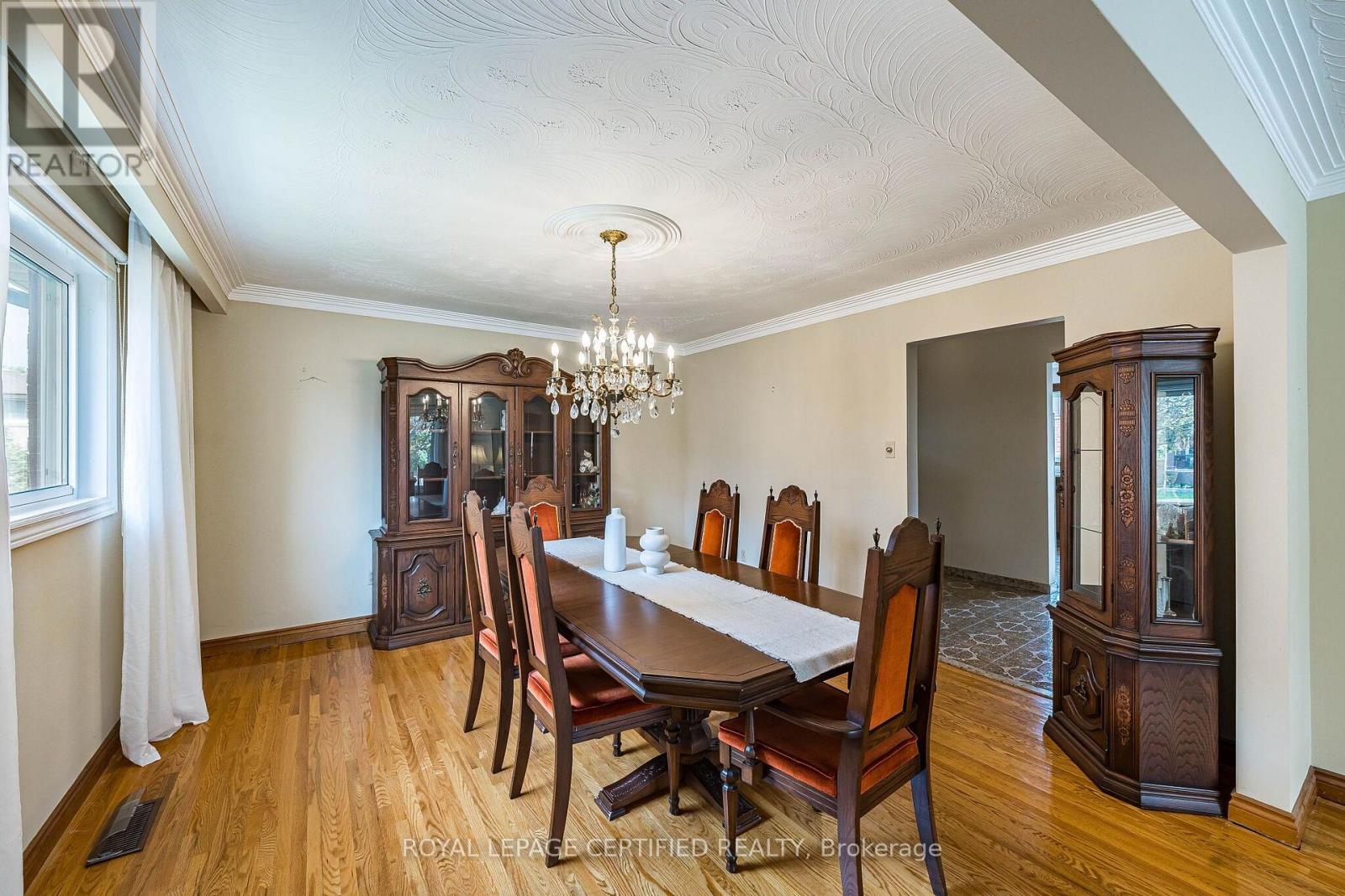 1554 GOLDMAR DRIVE - 21