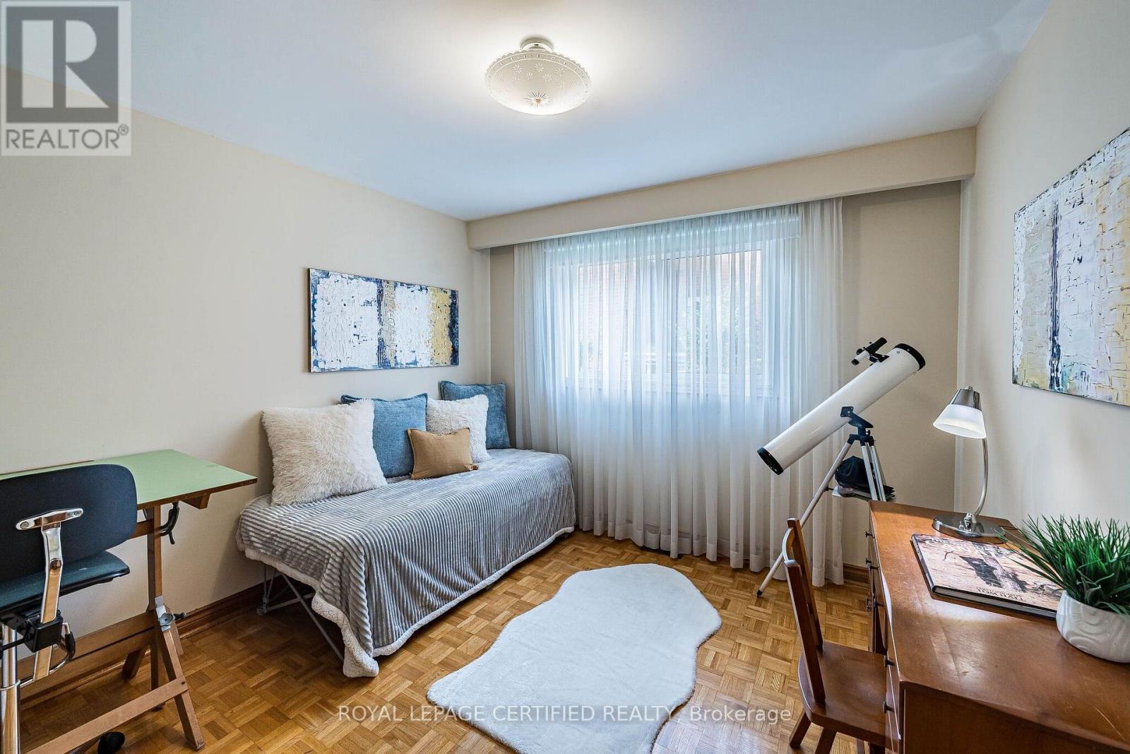 1554 GOLDMAR DRIVE - 34