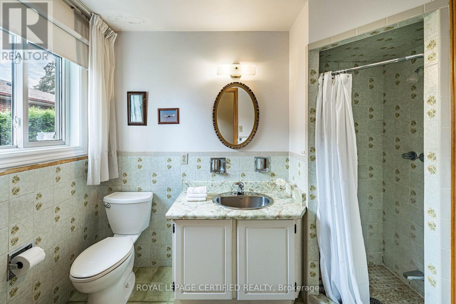 1554 GOLDMAR DRIVE - 36