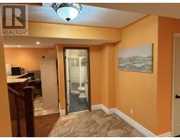 2 Pineridge Drive, Hamilton, ON L9A5K2 Photo 8