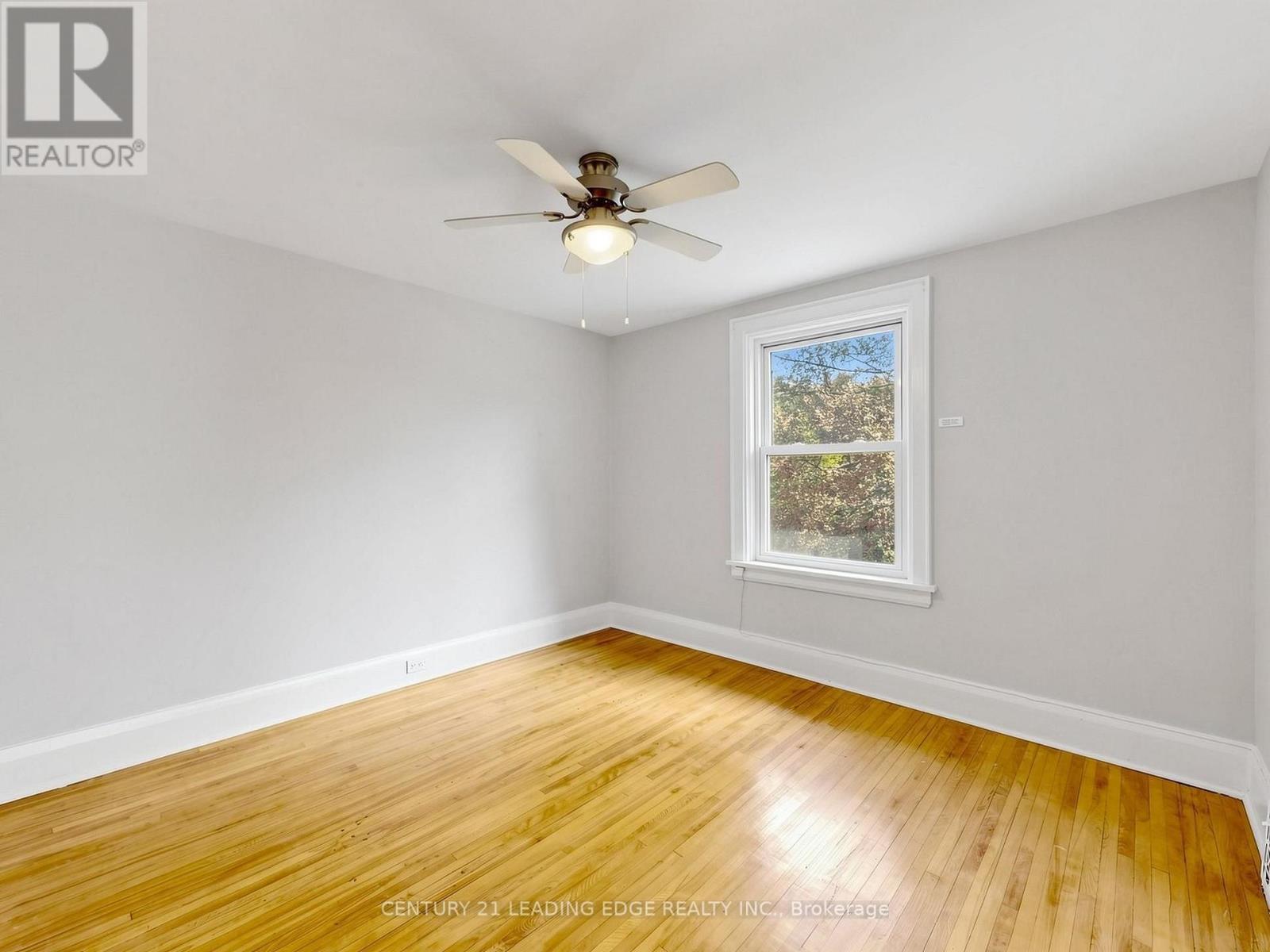108 Frederick Street, Oshawa, ON photo 10