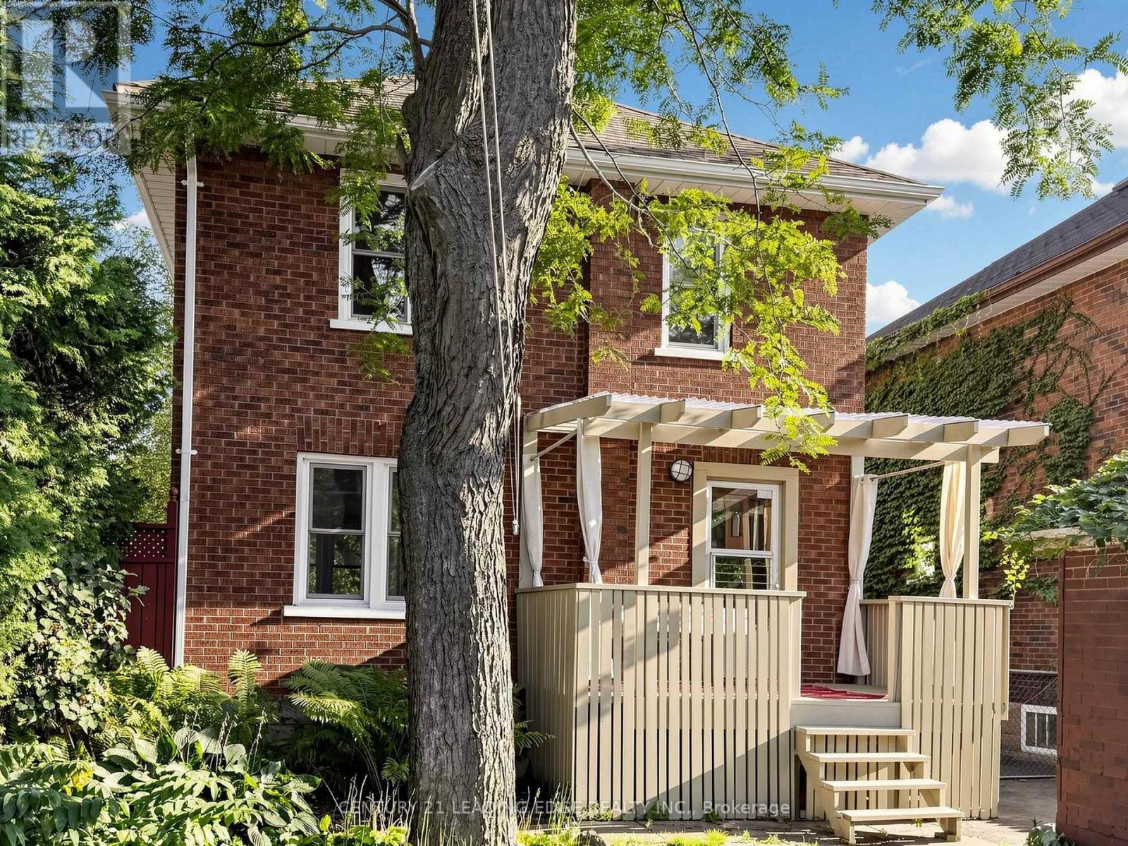 108 Frederick Street, Oshawa, ON photo 20