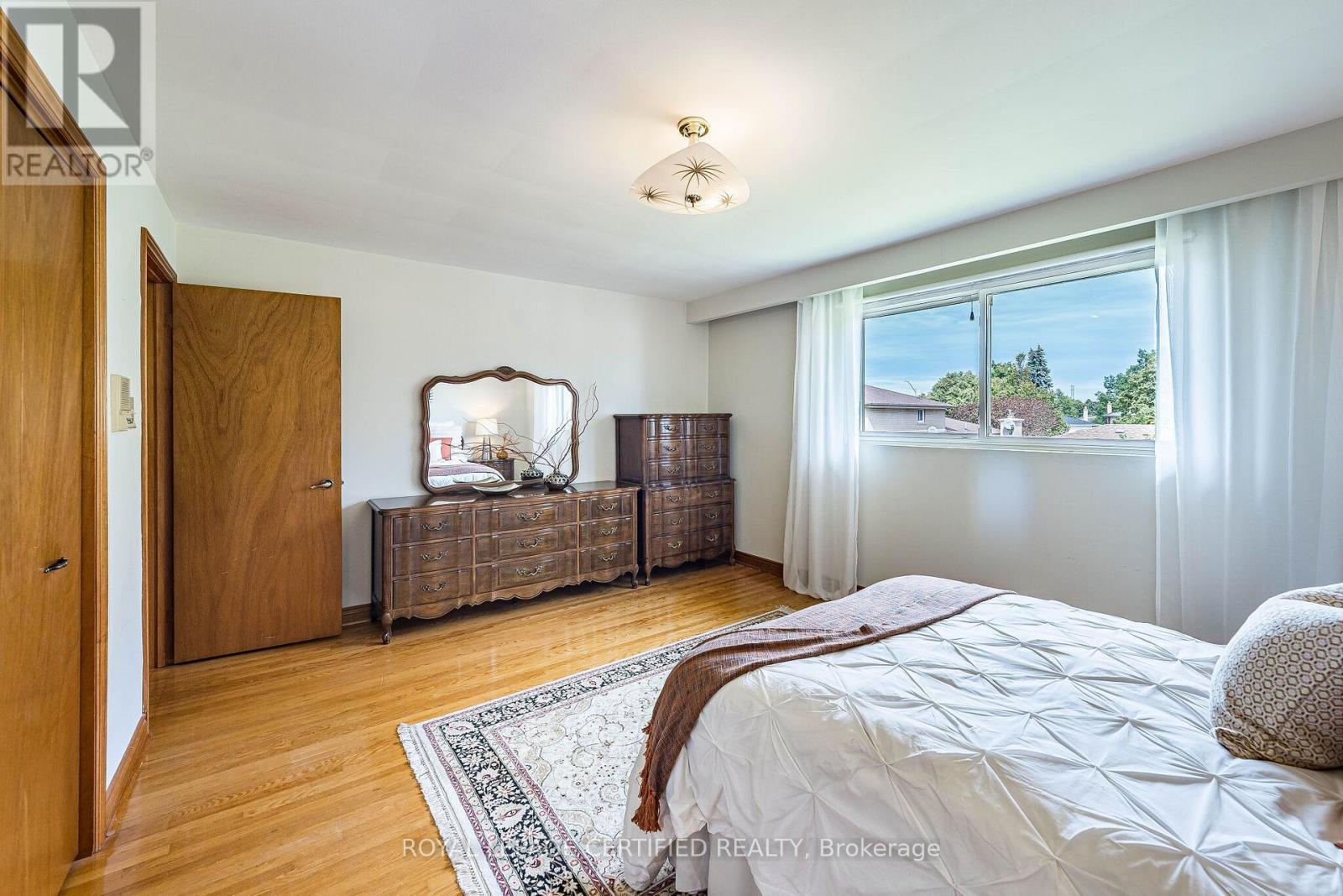 1554 GOLDMAR DRIVE - 10