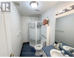 2 Pineridge Drive, Hamilton, ON L9A5K2 Photo 12