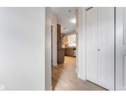2004 15 Av Nw, Edmonton, AB T6T2B6 Photo 11