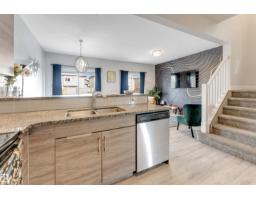 2004 15 Av Nw, Edmonton, AB T6T2B6 Photo 16