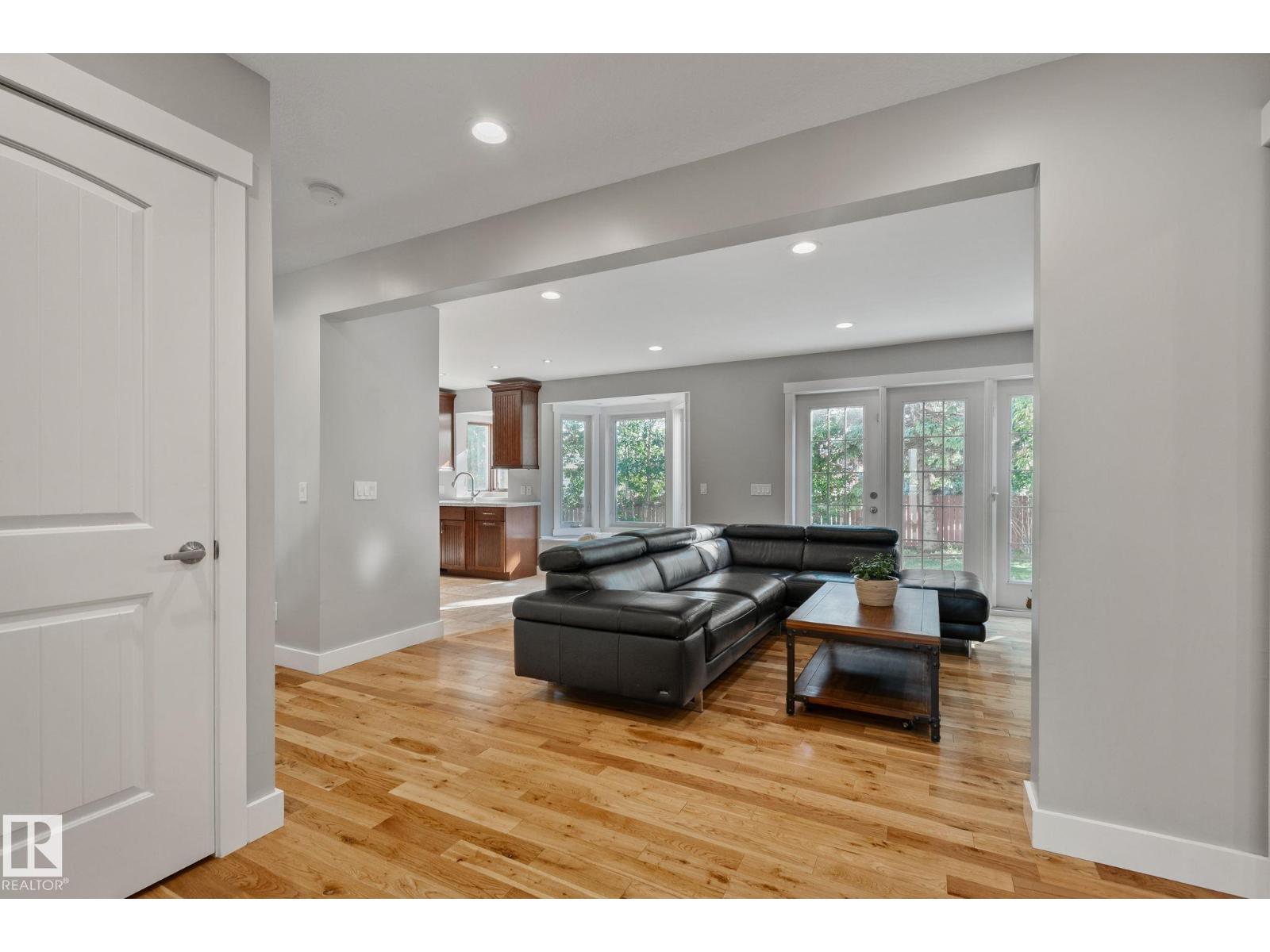12403 29A AV NW - Image 12