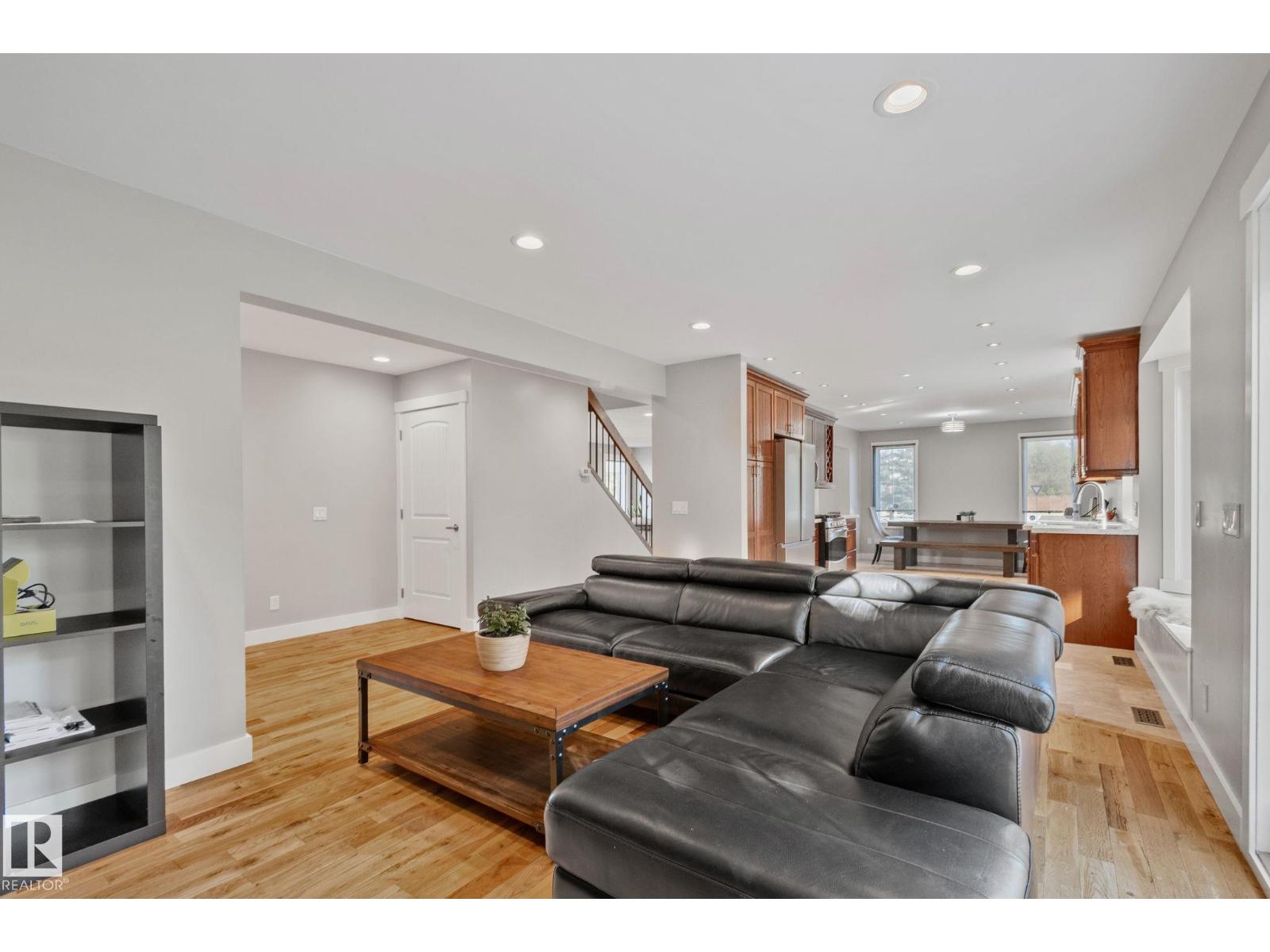 12403 29A AV NW - 13