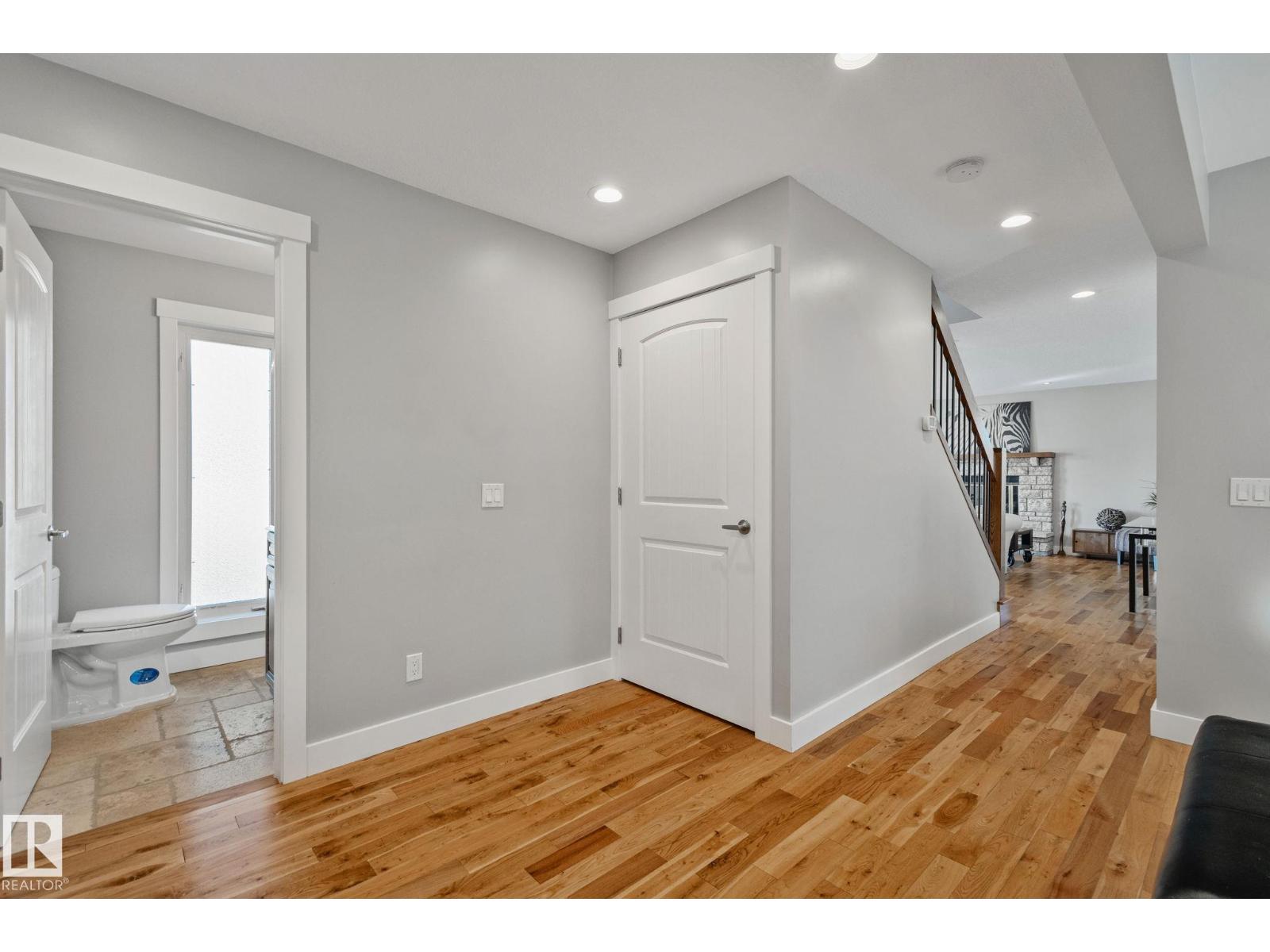 12403 29A AV NW - 19