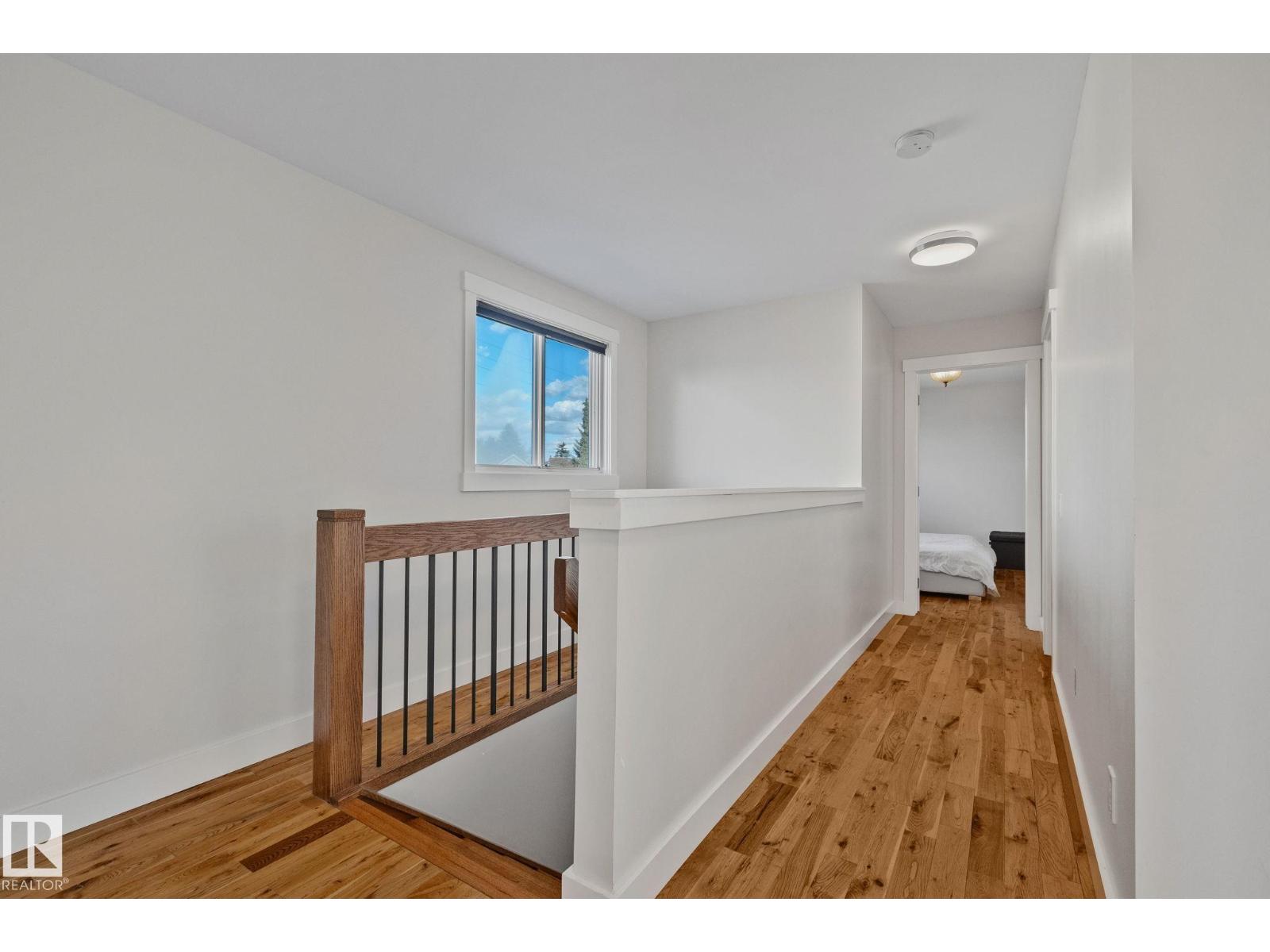 12403 29A AV NW - 23