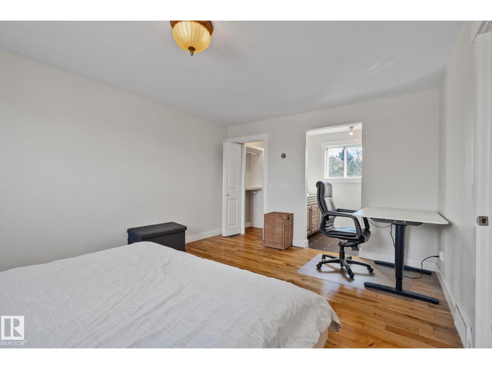 12403 29A AV NW - 25