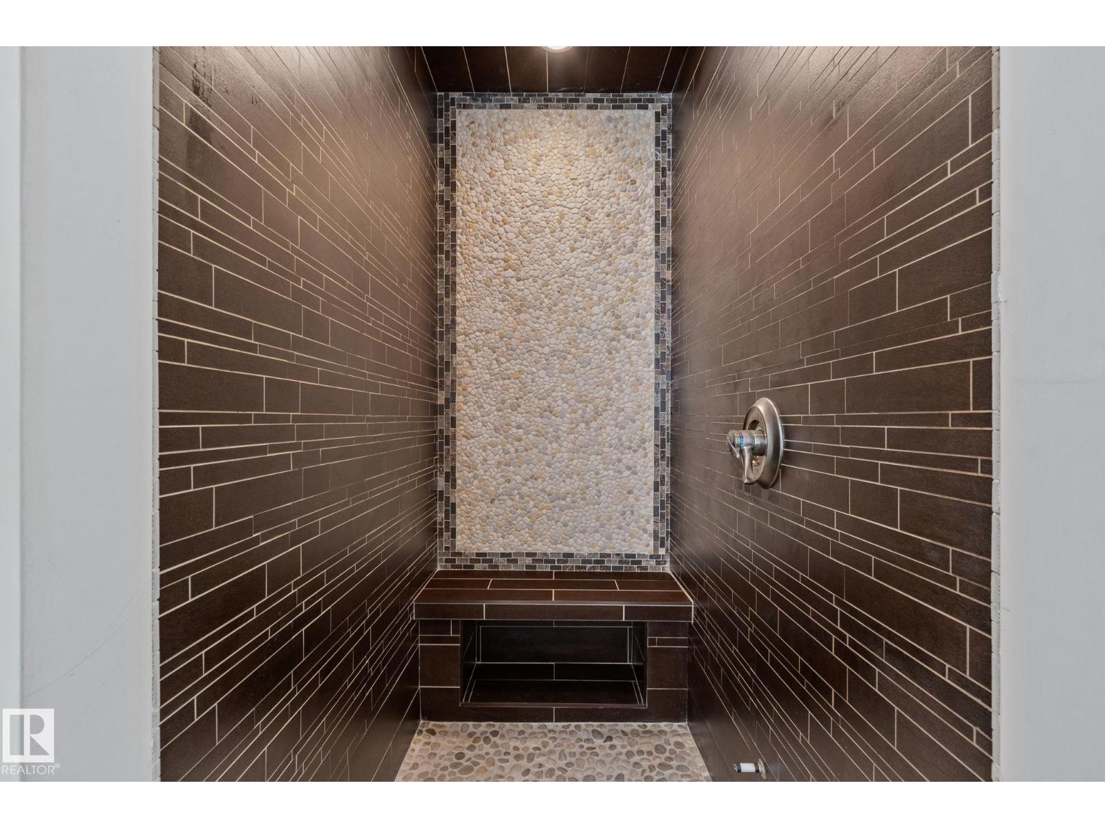 12403 29A AV NW - 28