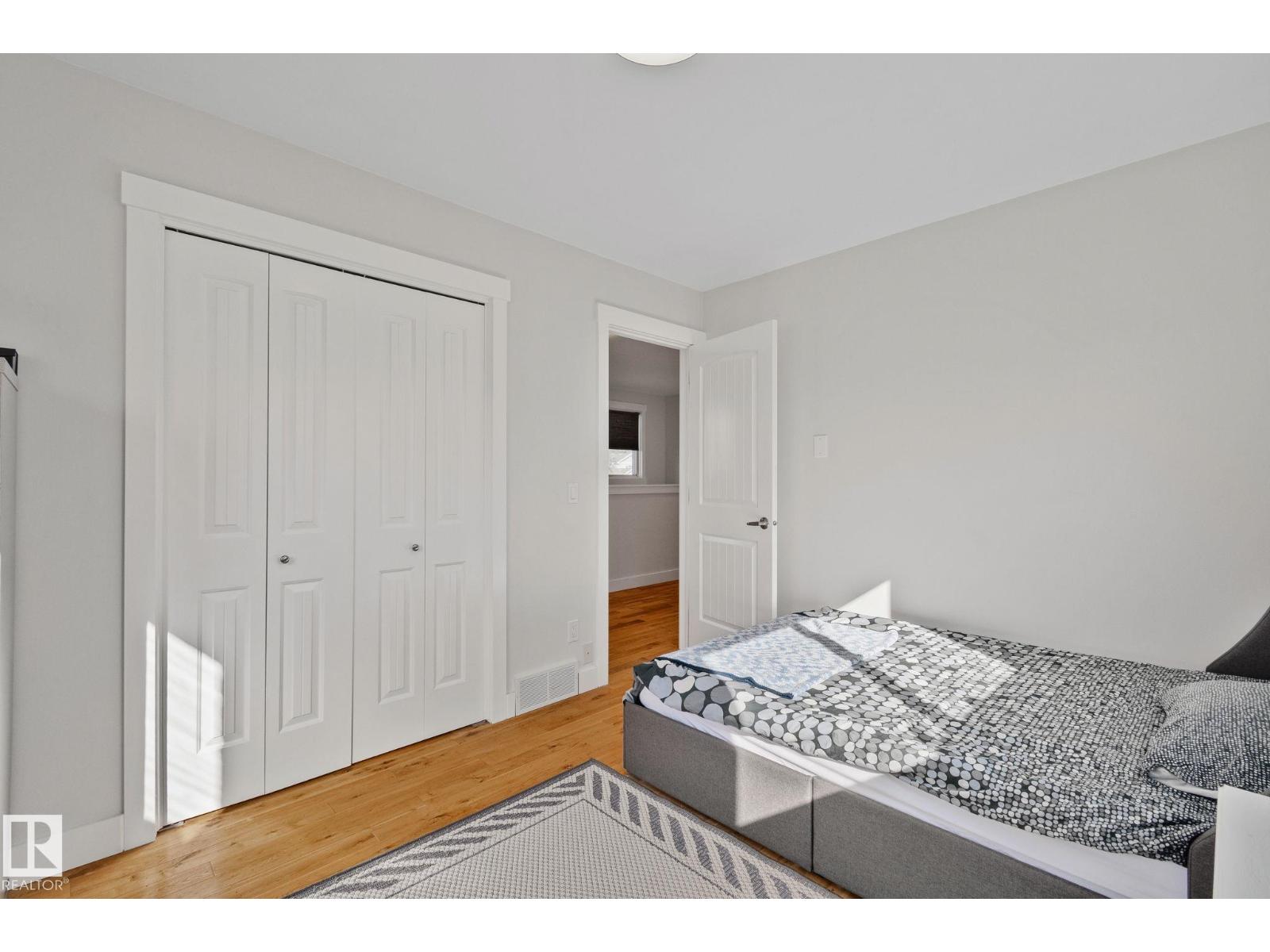 12403 29A AV NW - Image 33