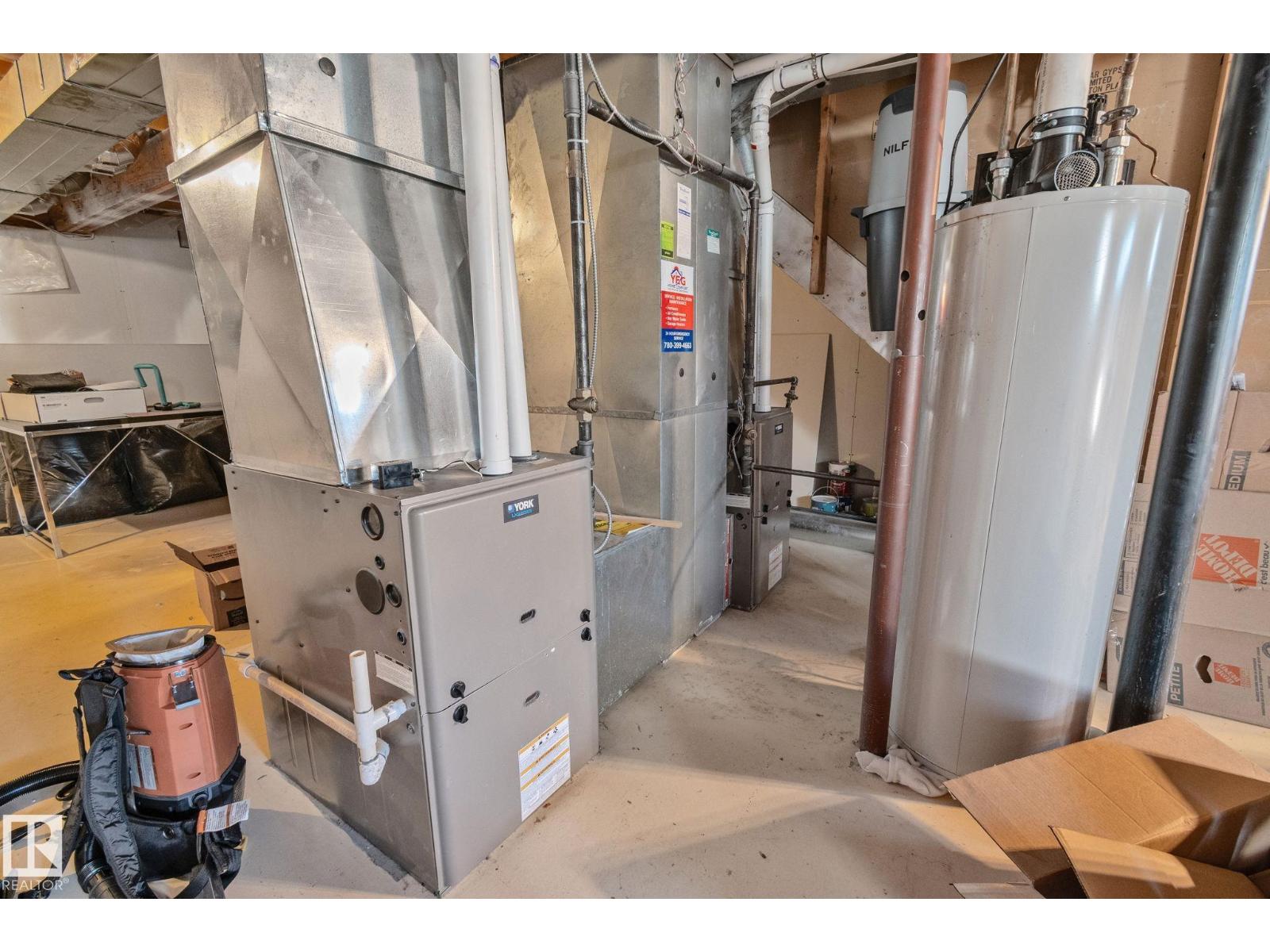 12403 29A AV NW - 62