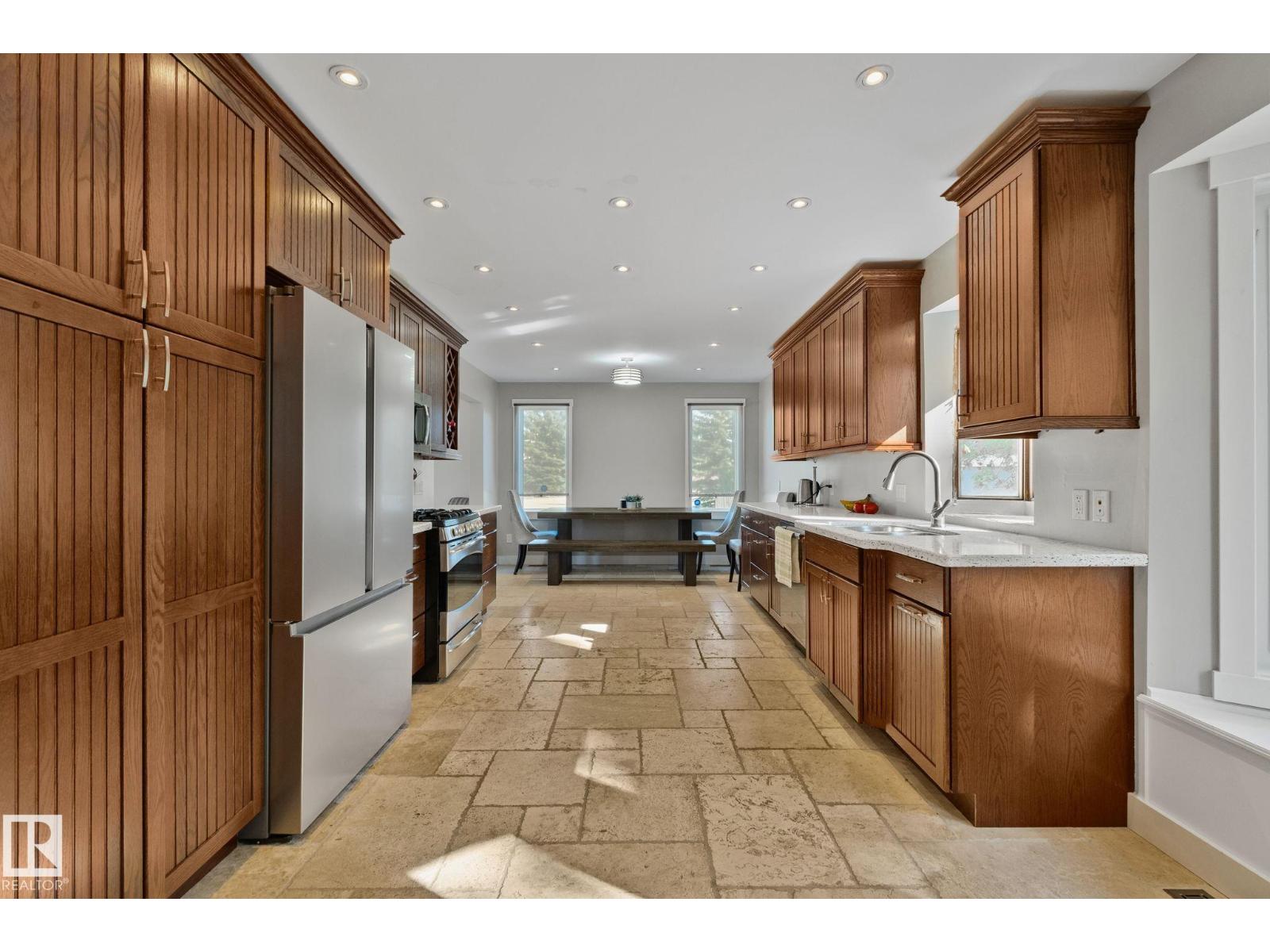 12403 29A AV NW - 7