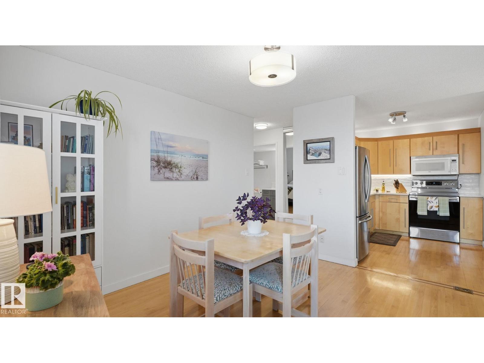 #1803 9916 113 ST NW - 13