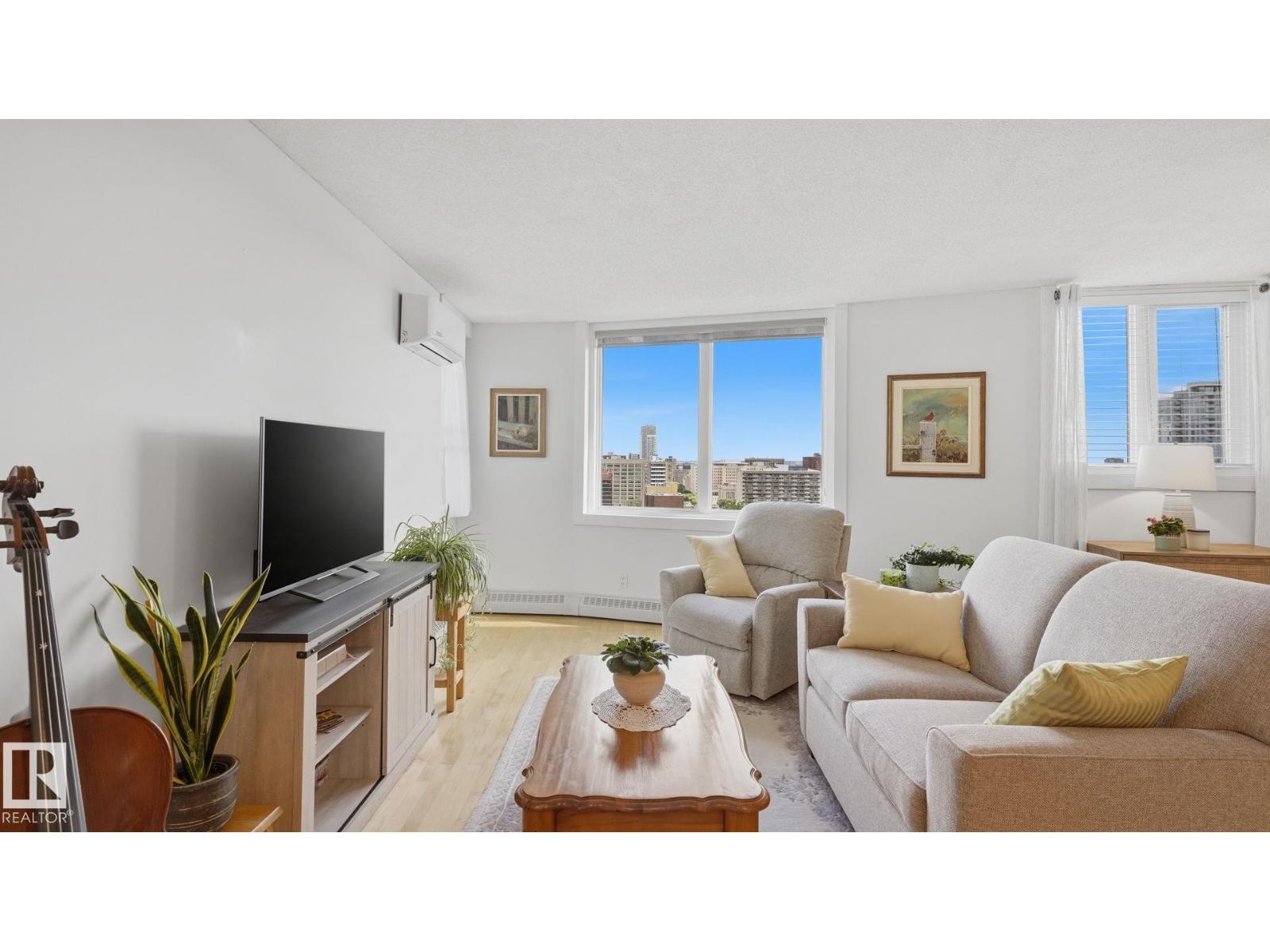 #1803 9916 113 ST NW - 15
