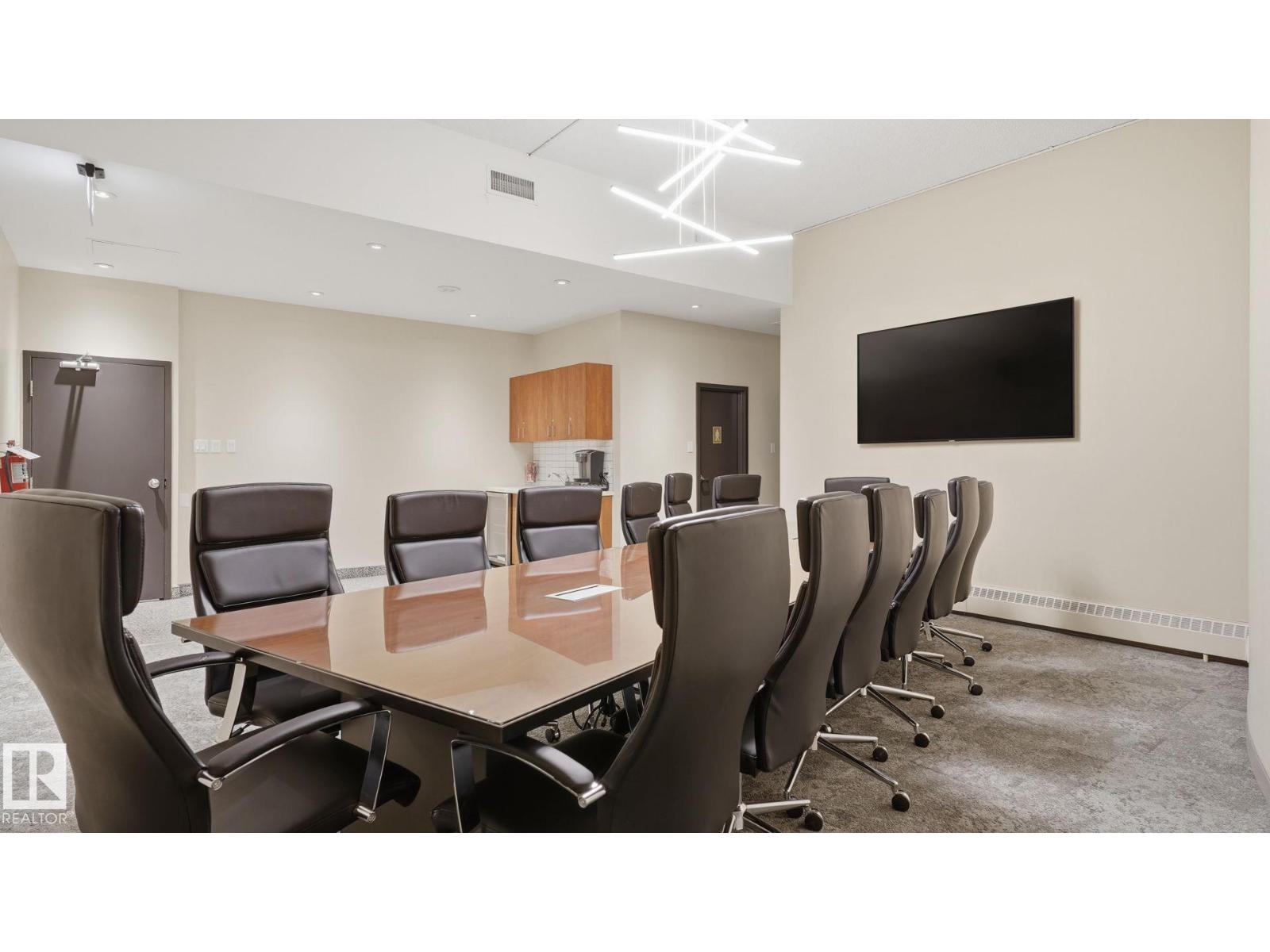 #1803 9916 113 ST NW - 33