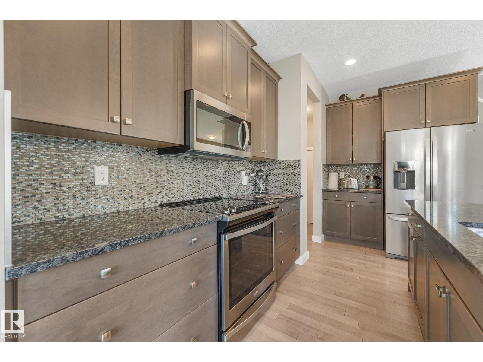 100 RIDEAU PL - 19