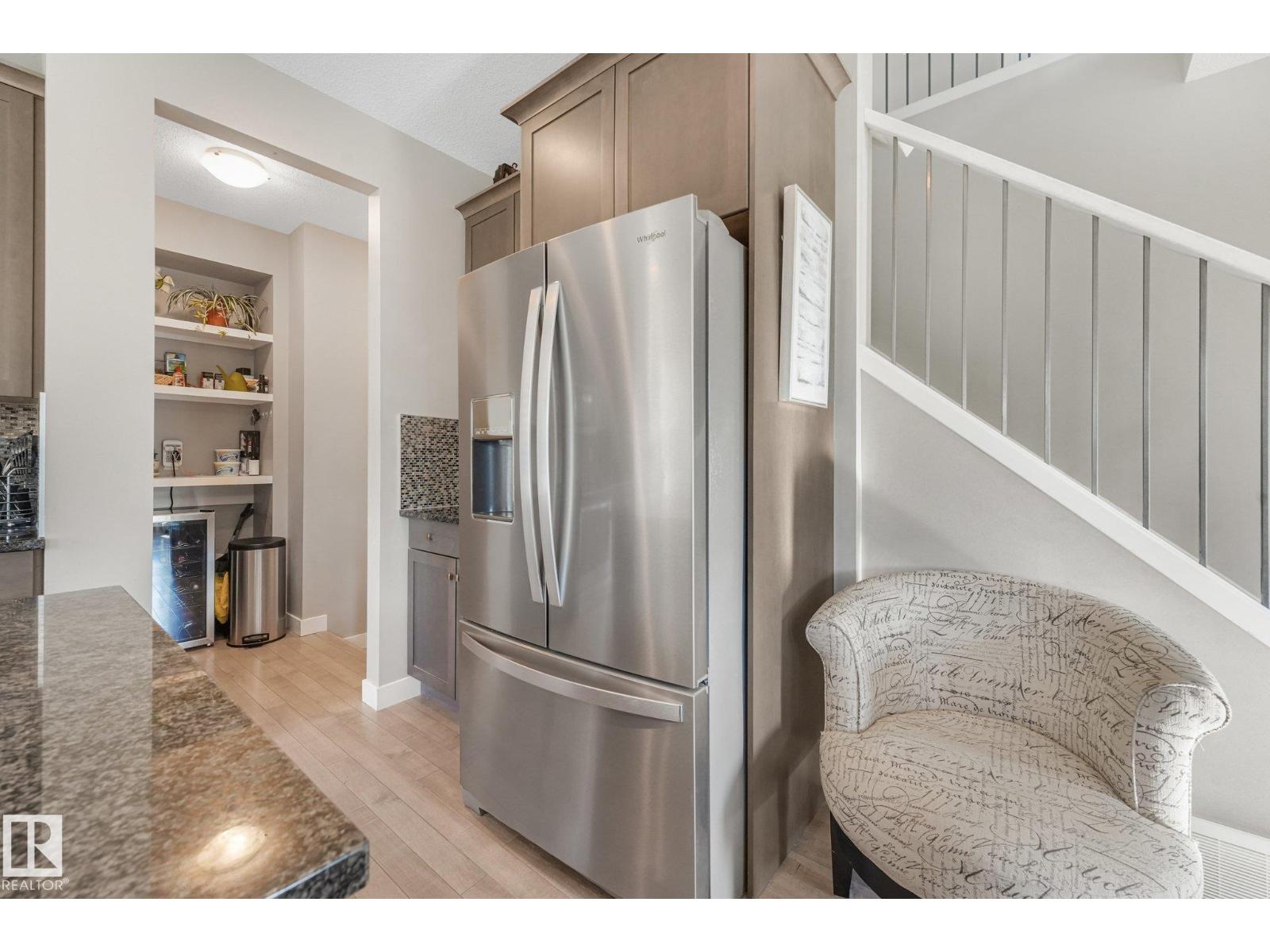 100 RIDEAU PL - Image 21
