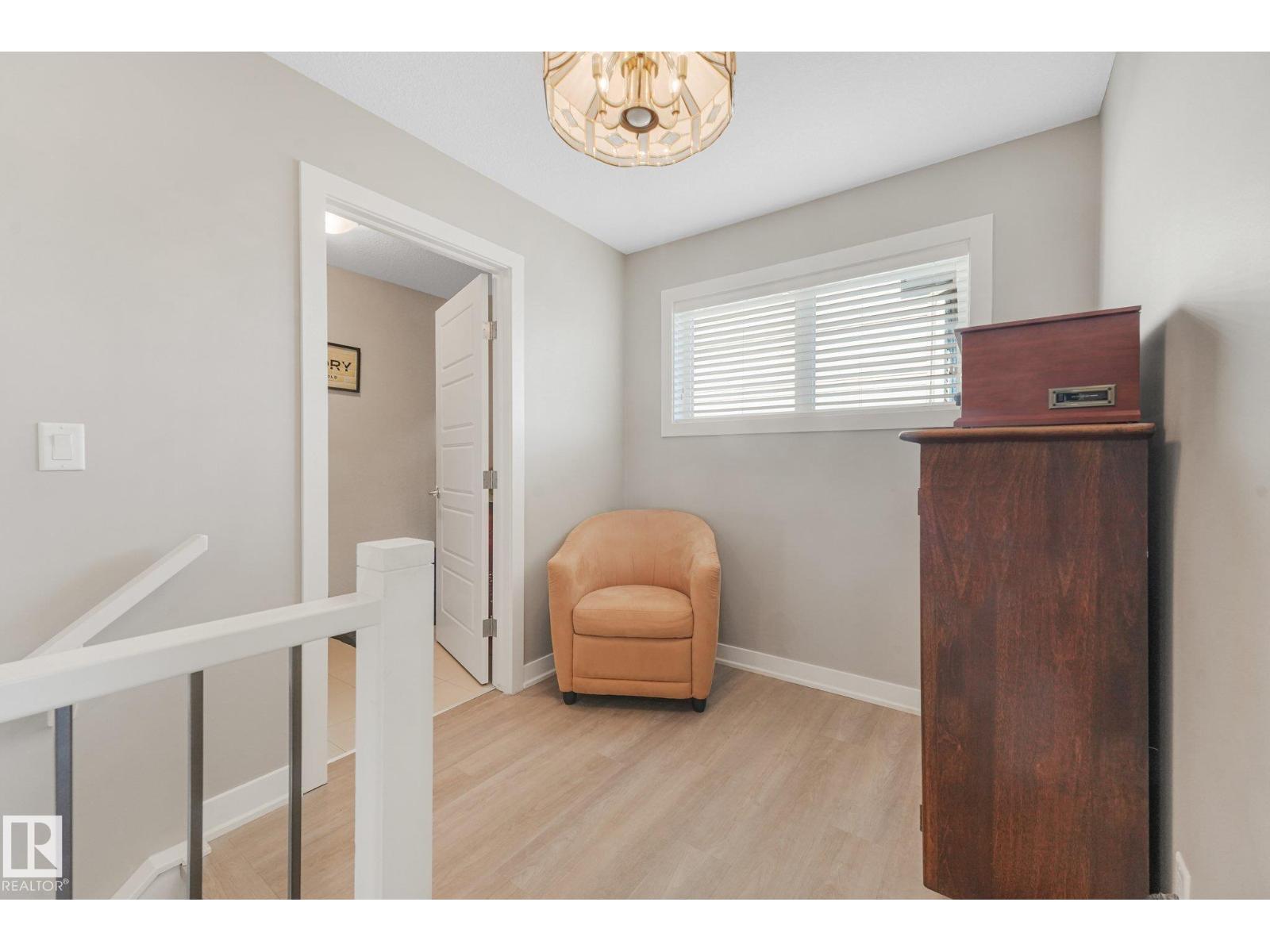 100 RIDEAU PL - Image 28